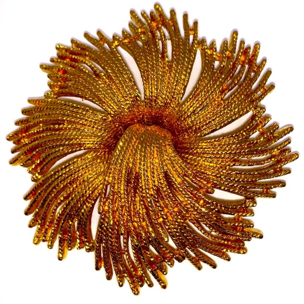 CELEBRITY NY Gorgeous Tassel Brooch, Large